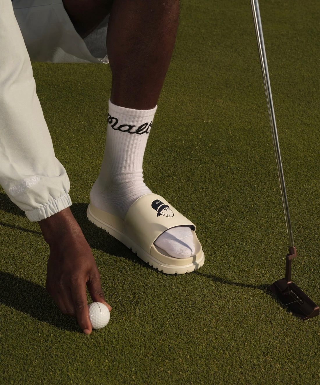 Bucket Slides, detail